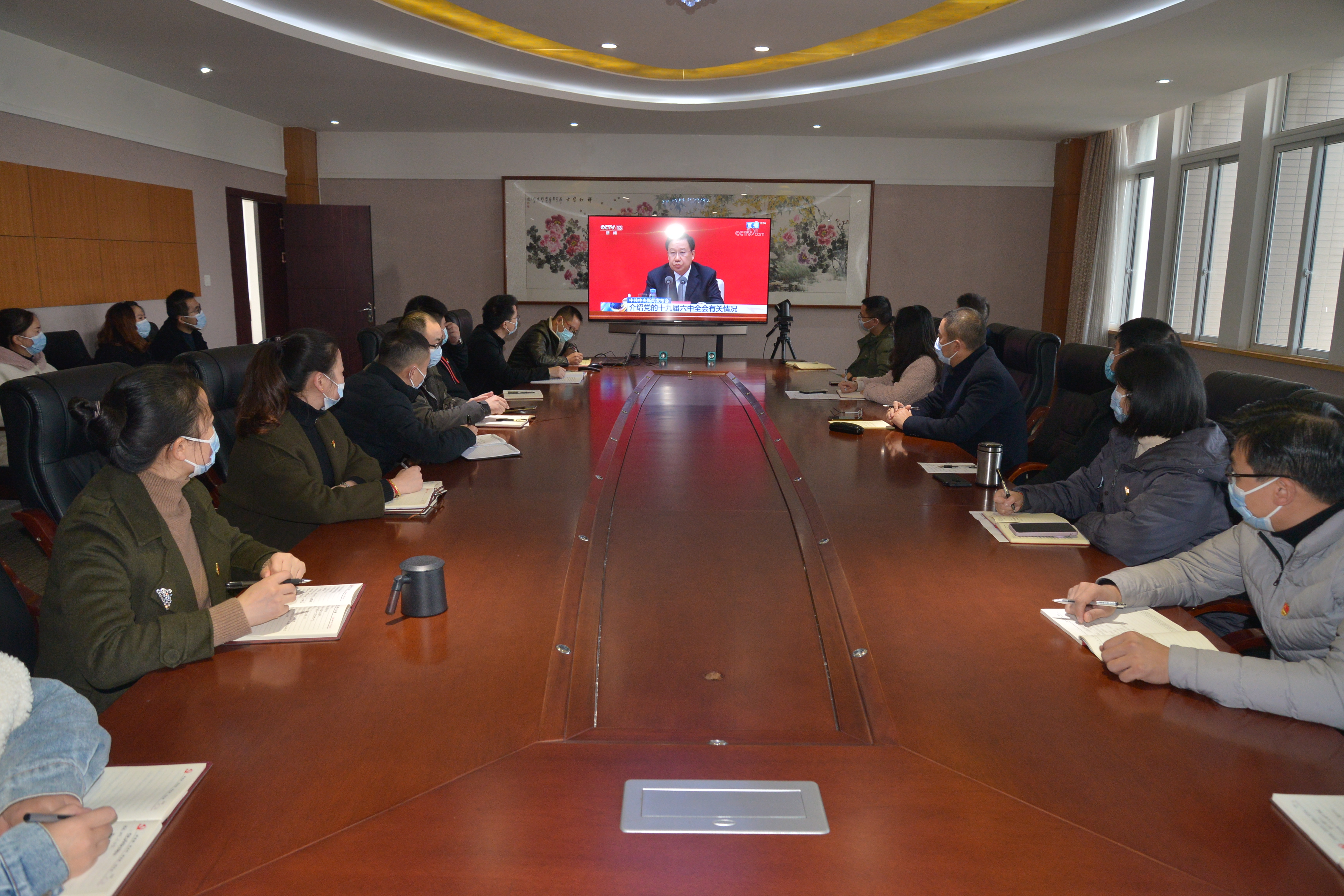 德阳安装技师学院掀起学习党的十九届六中全会精神热潮